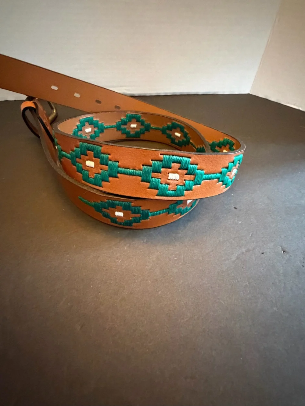 38 Zilker Men’s Polo Gaucho Brown Leather Embroidered Belt with Teal Accents